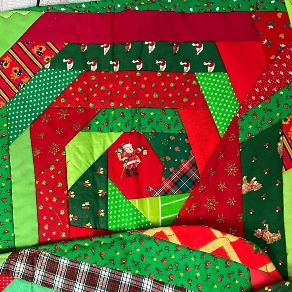 Set of 4 Vintage Quilted Christmas Placemats